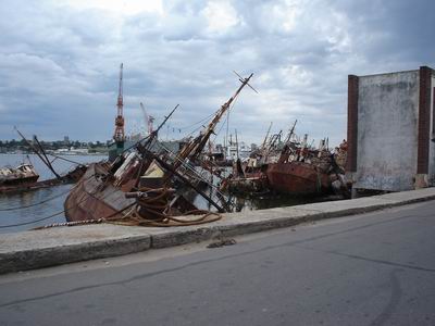 Chatarra en Puerto Mar del Plata